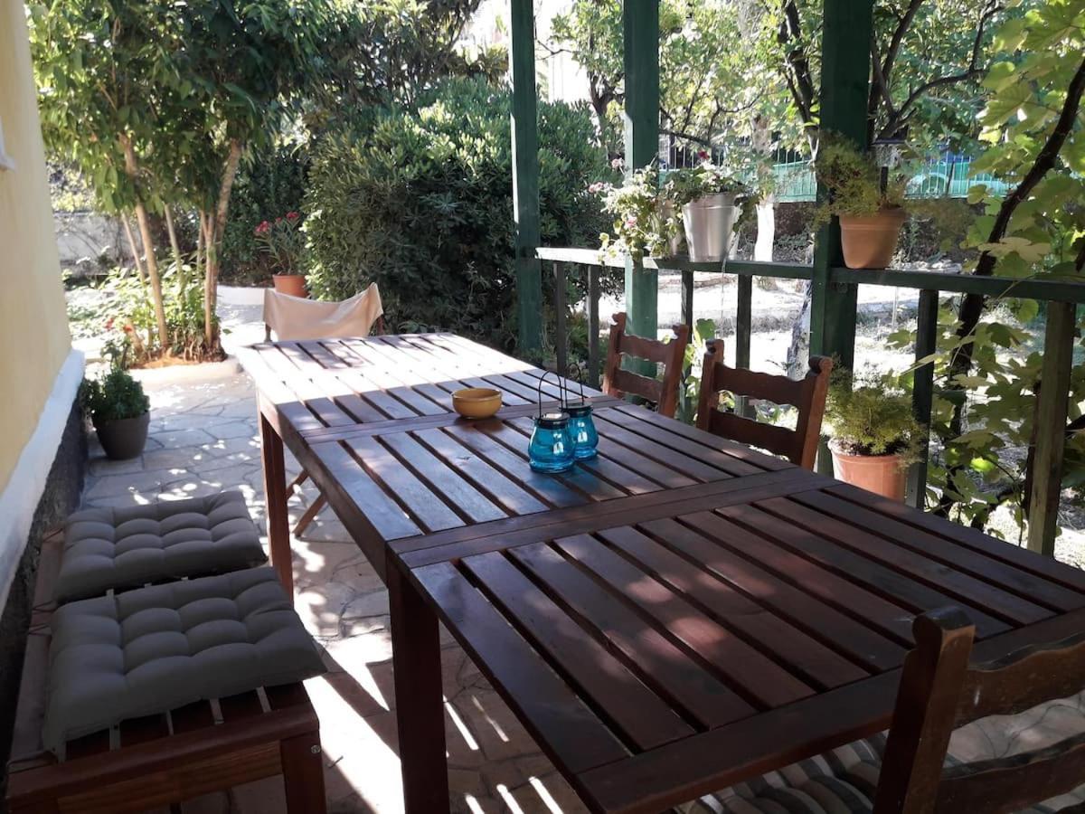 Garden House In Corfu *
